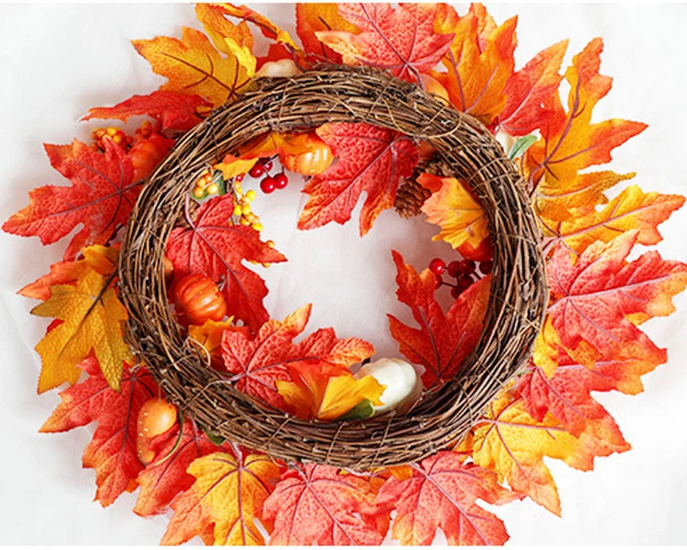 45cm Autumn Harvest Wreath – Artificial Pumpkin, Berry & Maple Leaf Front Door Decoration for Autumn/Fall & Halloween