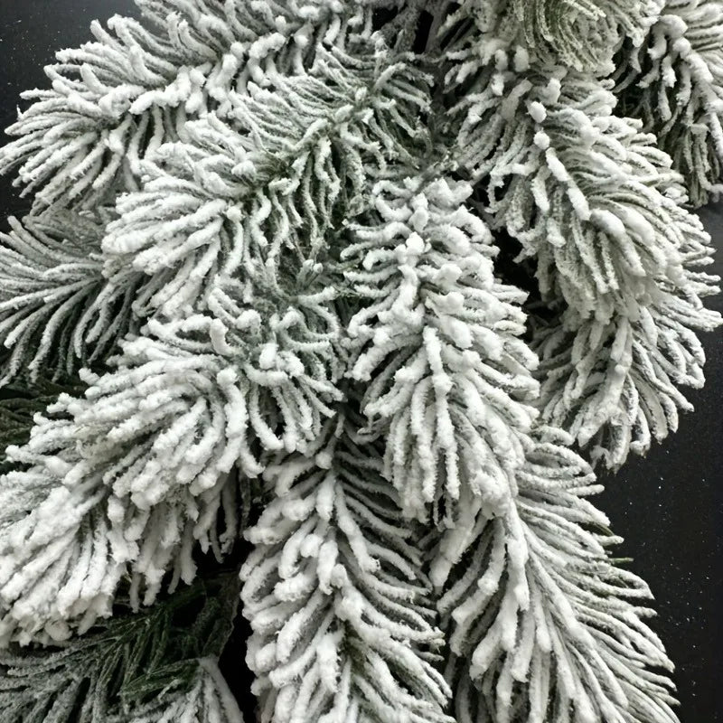 Realistic Cedar Christmas Garland | 1.9m Soft, Fade-Resistant Greenery for Indoor & Outdoor Decor