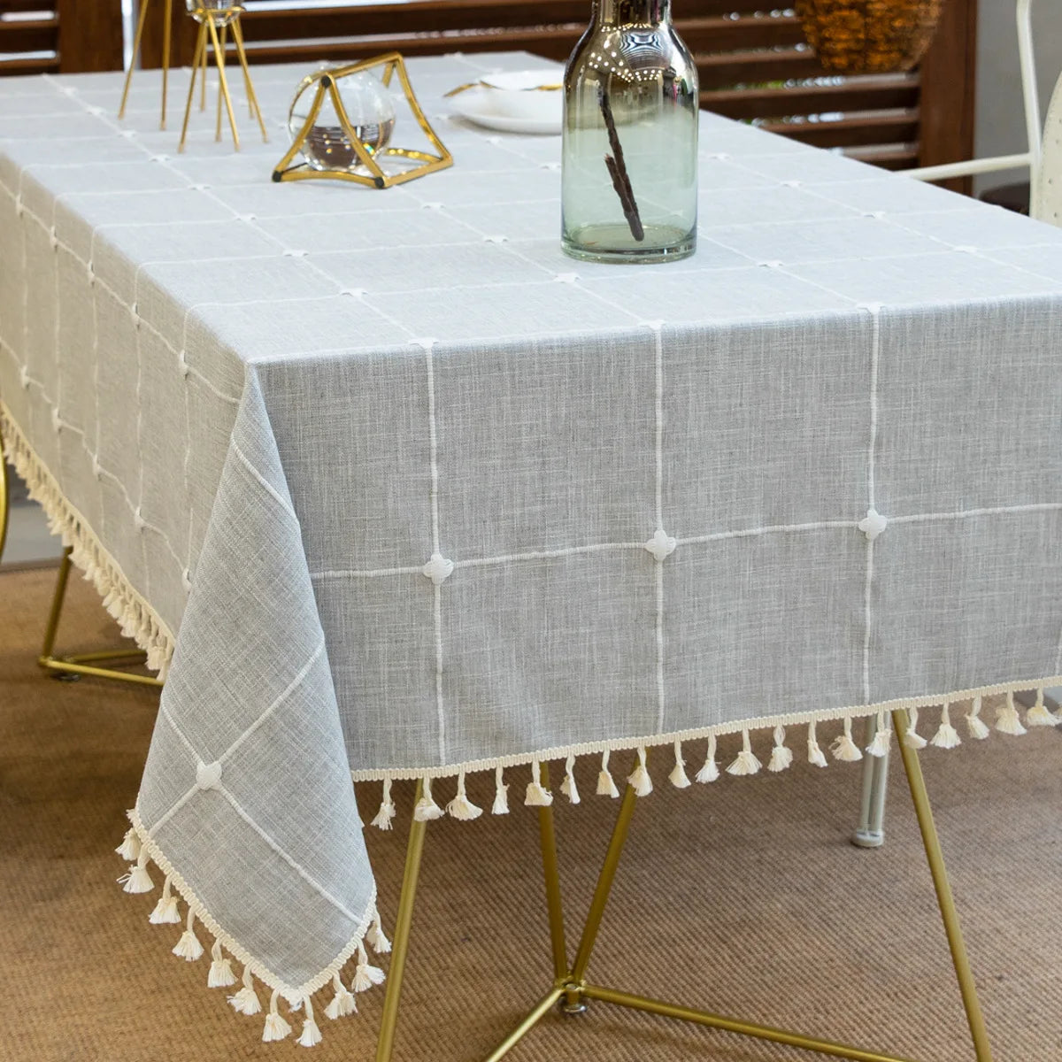 Textured Jacquard Checkered Tablecloth with Tassels | Cotton-Linen Winter Table Cover