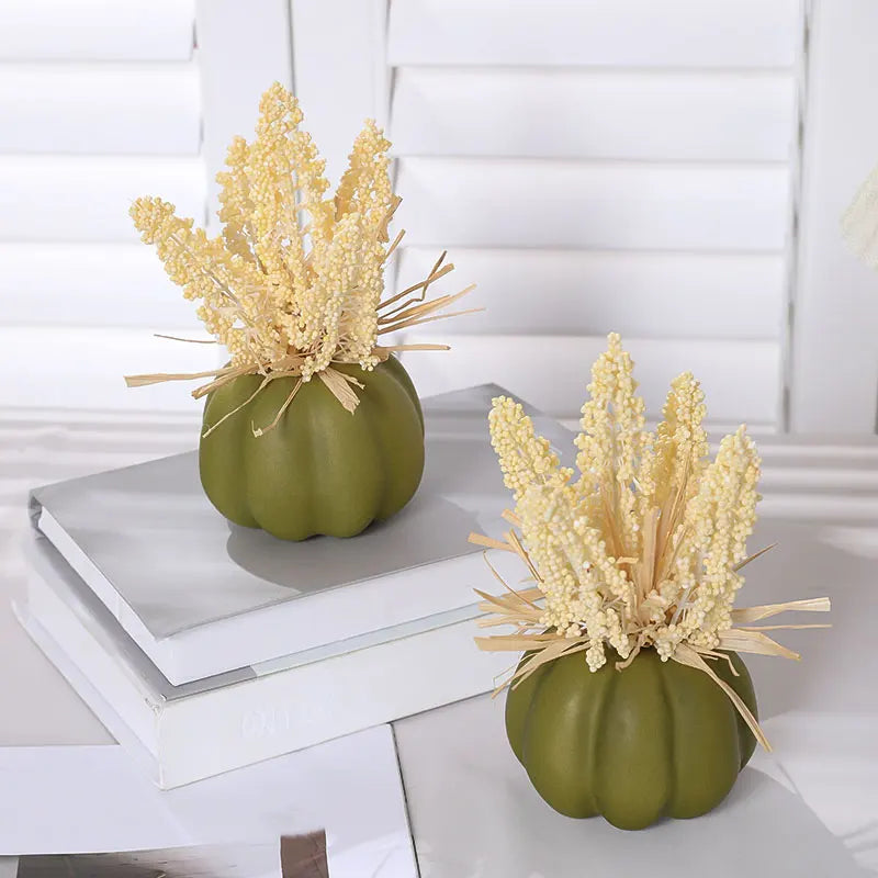 1PC Artificial Pumpkin Decoration with Foam Beads & Raffia Grass – Autumn Harvest Home, Office & Halloween Display Ornament