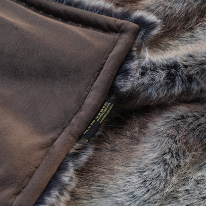 Luxury Faux Fox Fur Blanket – Super Soft Fuzzy Throw for Bed, Sofa & Home Décor