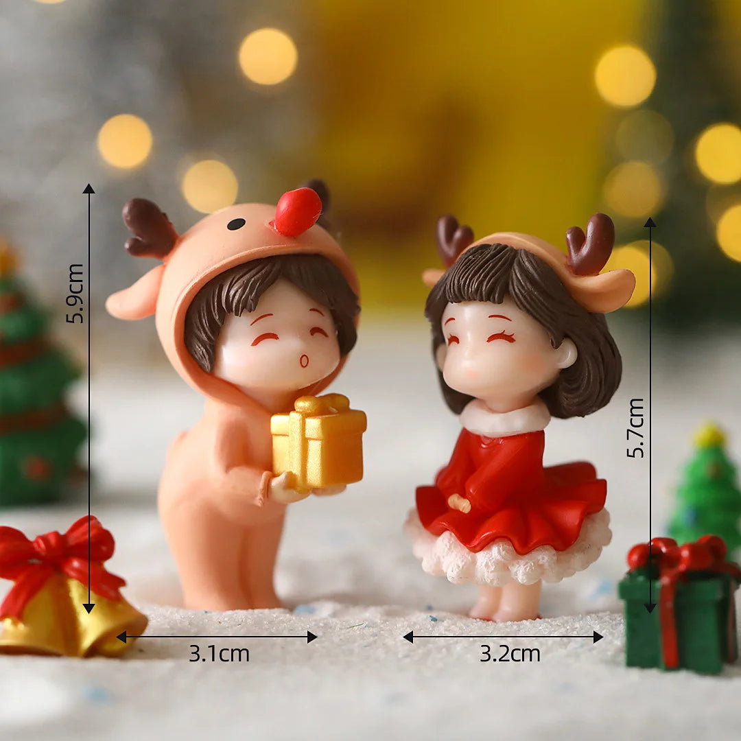 Cute Christmas Couple Figurines – Festive Holiday Lovers Ornament for Home Décor