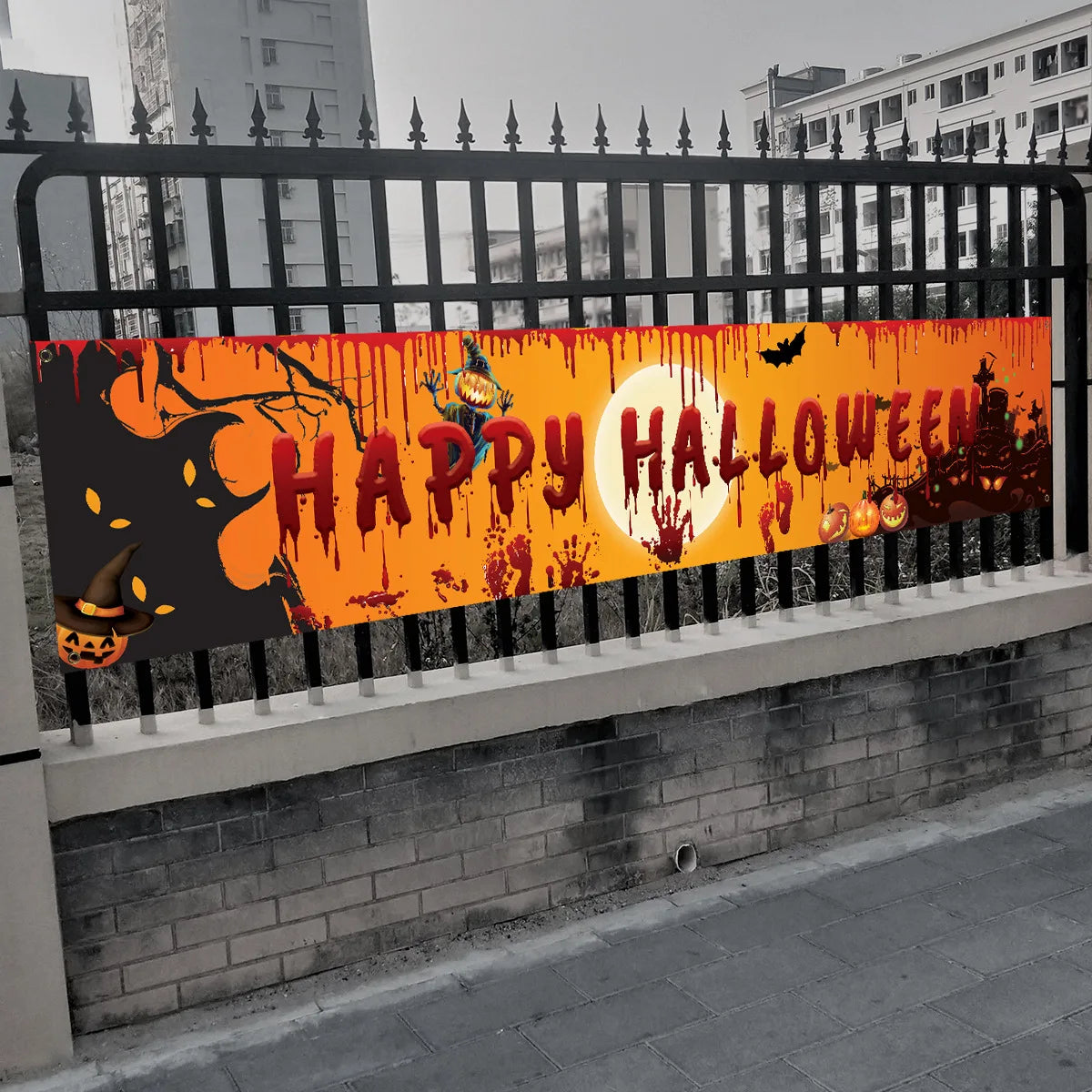 Happy Halloween Banner – 250cm Hanging Halloween Sign with Pumpkin & Bloody Handprint Design | Indoor & Outdoor Yard Party Decoration