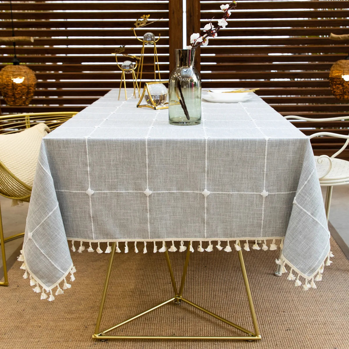 Textured Jacquard Checkered Tablecloth with Tassels | Cotton-Linen Winter Table Cover