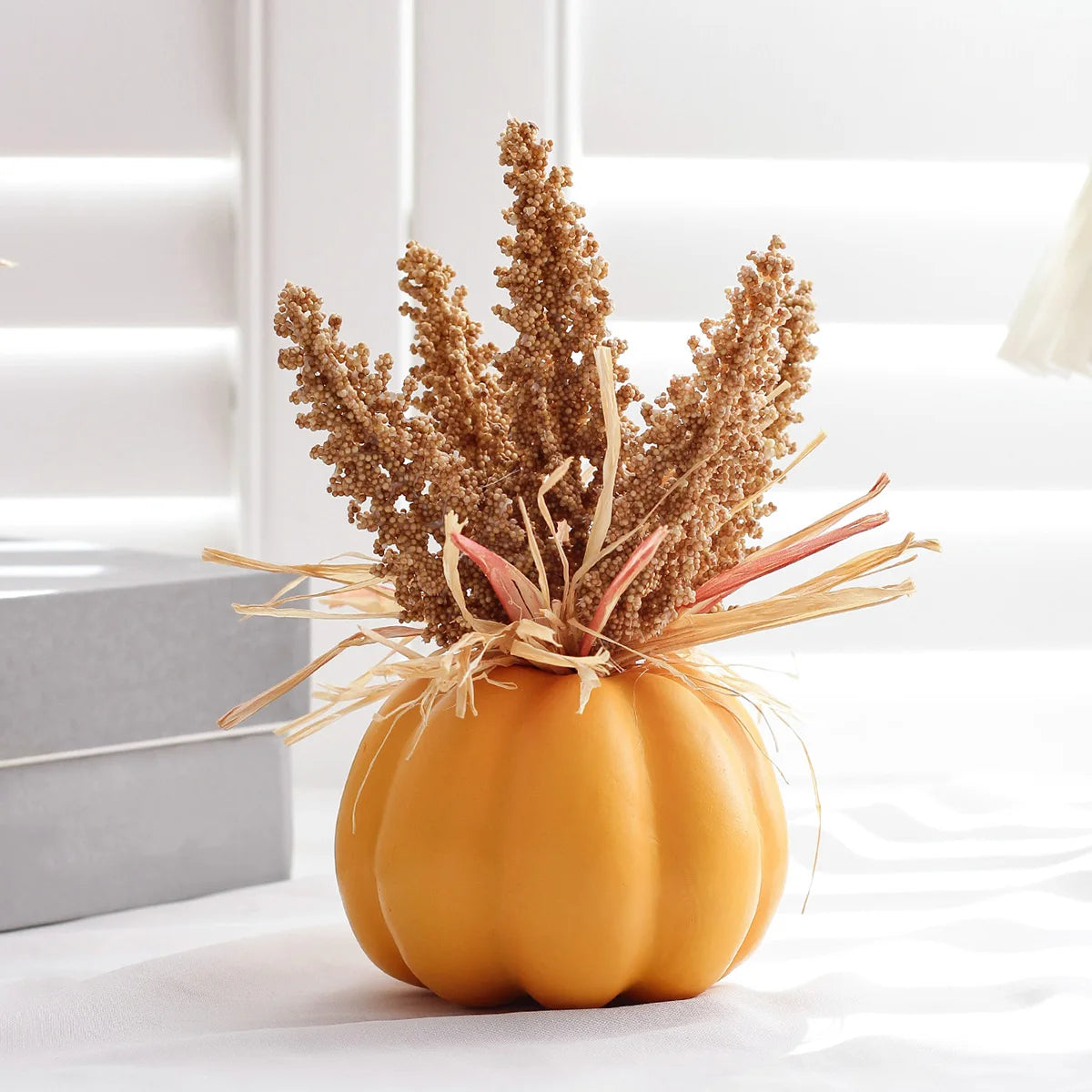 1PC Artificial Pumpkin Decoration with Foam Beads & Raffia Grass – Autumn Harvest Home, Office & Halloween Display Ornament