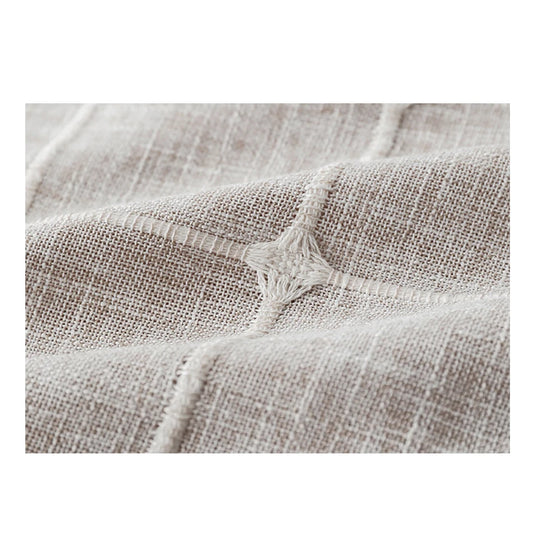 Textured Jacquard Checkered Tablecloth with Tassels | Cotton-Linen Winter Table Cover