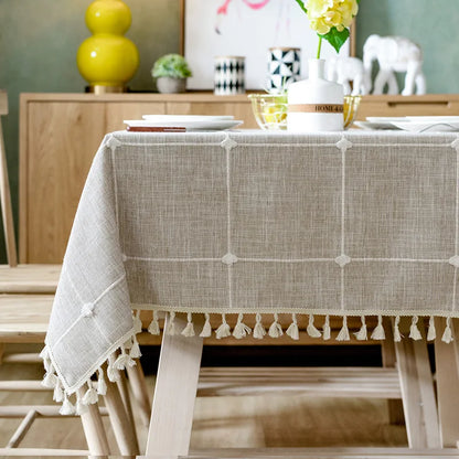 Textured Jacquard Checkered Tablecloth with Tassels | Cotton-Linen Winter Table Cover
