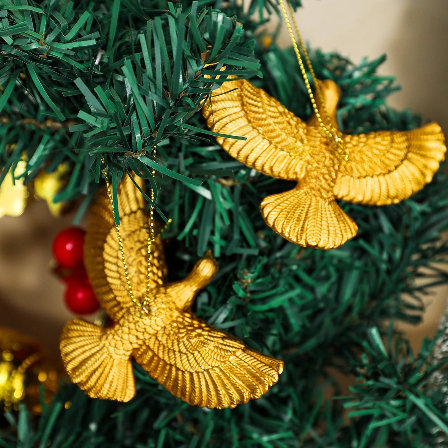 Friendship Doves Christmas Ornament Set | Home Alone 2 Inspired Resin Tree Decoration