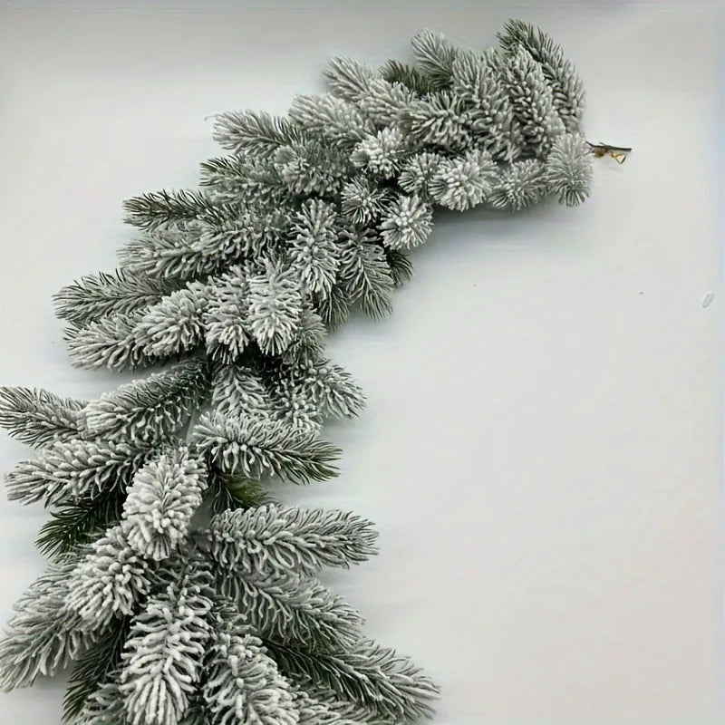 Realistic Cedar Christmas Garland | 1.9m Soft, Fade-Resistant Greenery for Indoor & Outdoor Decor